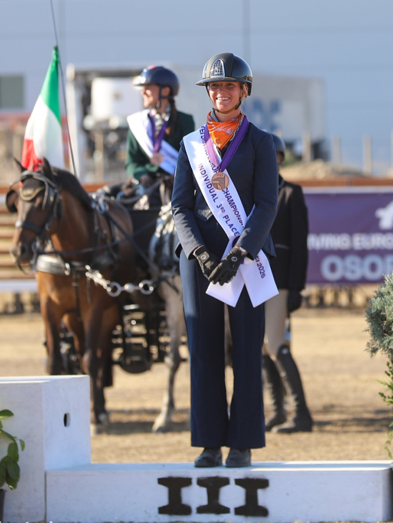 Daphne Pouwels op het podium