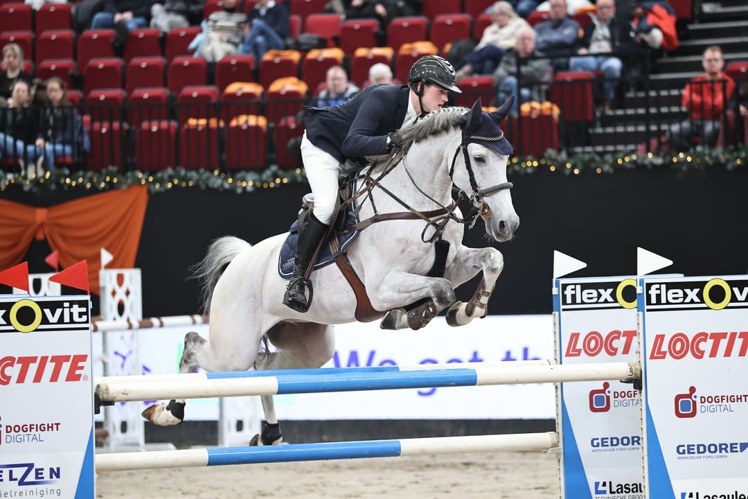 Foto Mart IJland met Phenix van de Noordheuvel © Mariol Middel