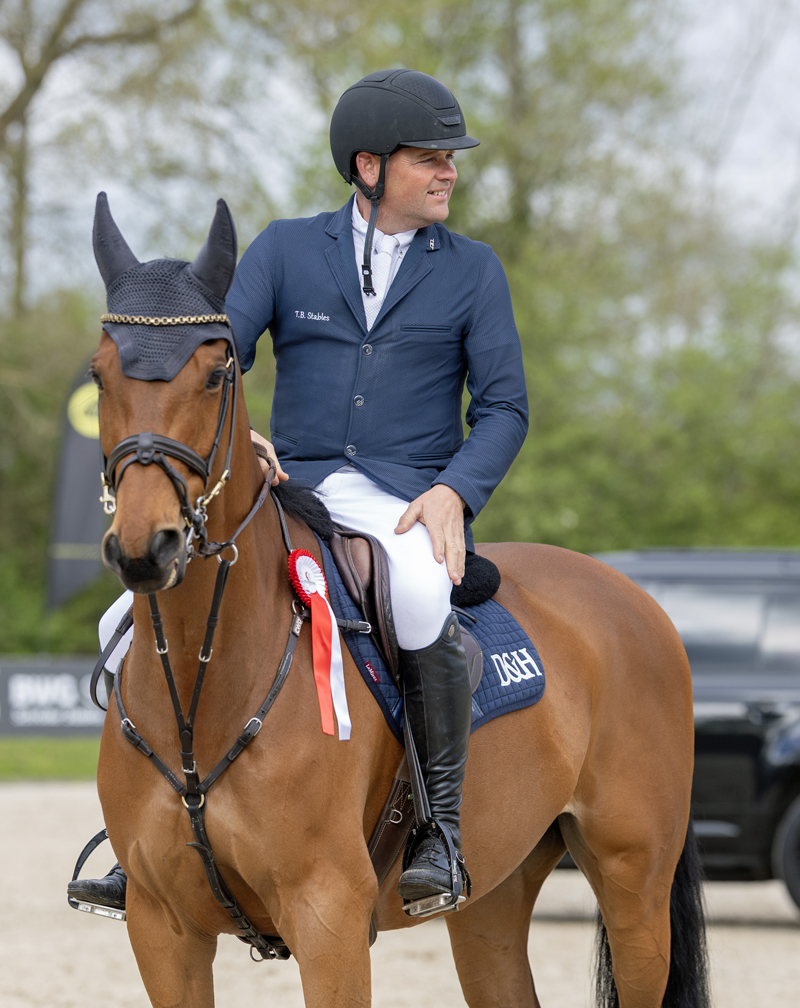 Tom Brinkman won met Charimo over 1,30 meter. Foto © Fototrailer. 